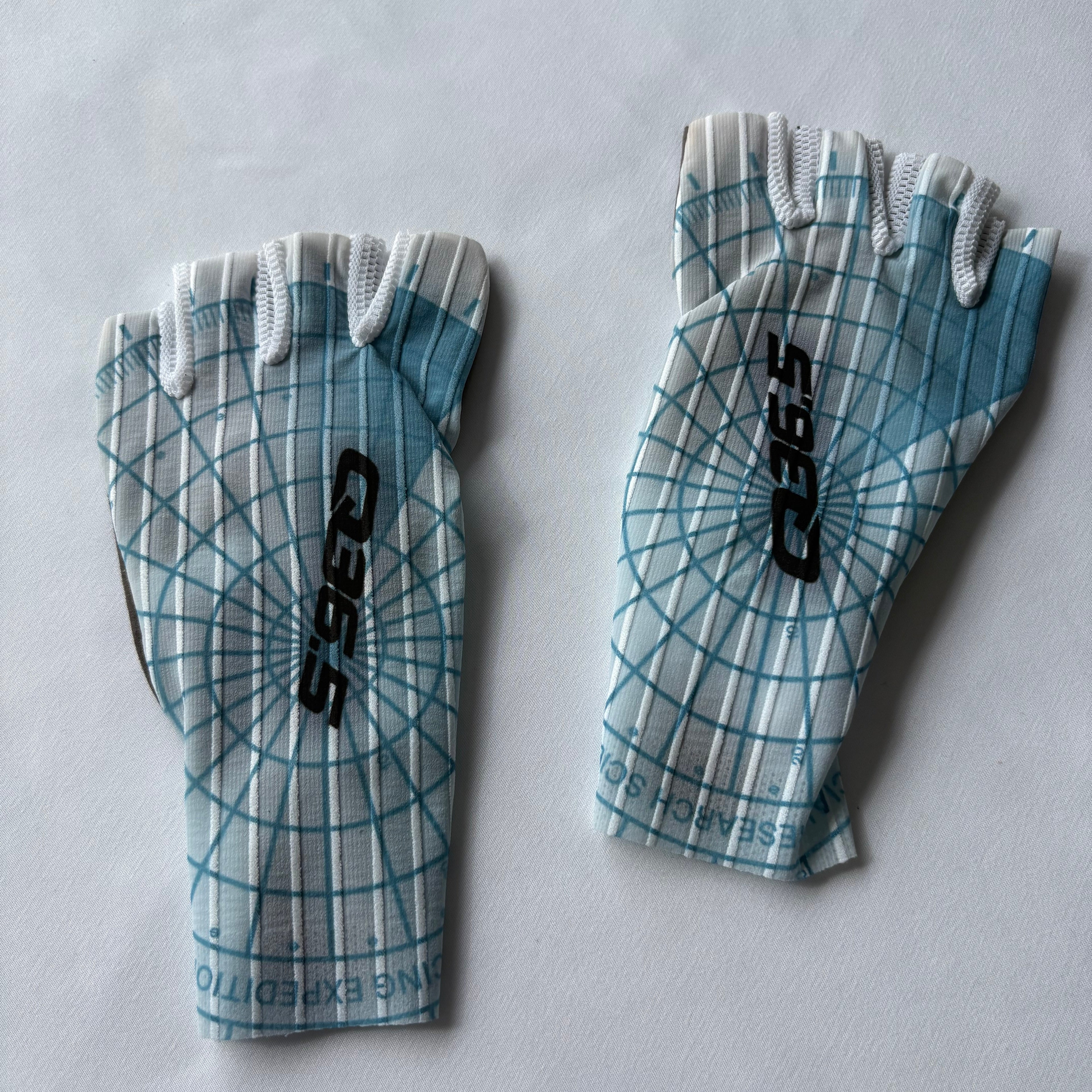 Q36.5 Race Mits